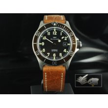 Glycine Watch Combat Sub Automatic 200m -Brown- Leather Strap