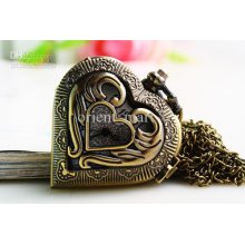 Hollow Out Peach Heart Pocket Watch Chain Retro Quartz Pendant Neckl