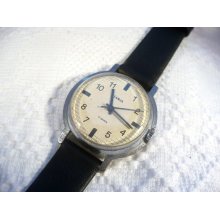 Ladies watch vintage mechanical Zaria wristwatch from ussr