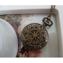 Medium Elegant Roman antique pocket watch necklace pocket watch - Pirates of the Caribbean, the compass - Vintage Victorian style