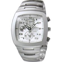 Seiko SNA143 Stainless steel case Date display at 3 O clock Hou 2-3 Year battery life Push bu