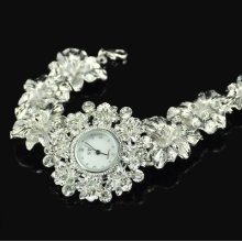 Silver Lovely Beautiful Girls Ladies Flower Style Quartz Watch Chain Fashion