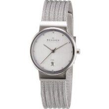 Skagen Women's 355sss1 Steel Collection Patterned Mesh Stainless Steel Watch