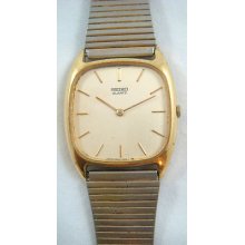 Vintage Seiko Analog 2620-1020 T Men's Wrist Watch Gold Tone Square Dial Face