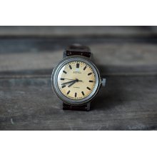 Vintage Soviet Clock Vostok / Soviet mechanical watches / USSR vintage men's watch Wostok / Waterproof watch