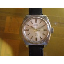 Vintage Swiss Ernest Borel 17 Jewels Manual Ladies Watch