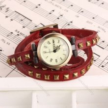 Women Retro Long Strap Roman Dial Mosaic Rivets Leather Wrist Watch