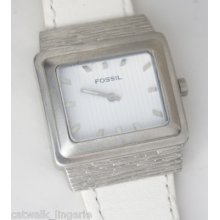 Fossil Women's Jr722 Silver Tone Case White Dial White Leather Strap Watch