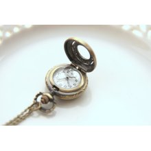 Lovely Pocket Watch, Vintage Style Pocketwatch, Working Watch, Bohemain Style, Boho Clock Necklace, Small Watch (PW21)