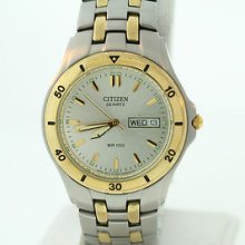 Men's Citizen Quartz Two Tone St. Steel Day/date Silver Dial Watch 8.5