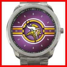 Minnesota Vikings Football Silvertone Sports Metal Watch 32903618