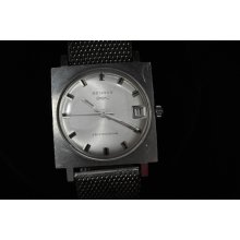 Retro Mens Benrus Automatic Wristwatch With Date Keeping Time!!