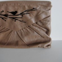 Solo - VINTAGE tan CLUTCH with hand painted bird on branch