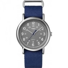 Timex Men's T2N891 Weekender Slip-Thru Blue Nylon Strap Watch