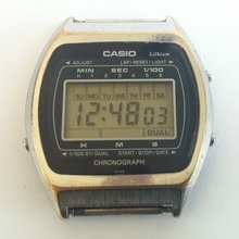 Vintage Rare Casio 95qs-32 Lithium Alarm Chronograph Men's Wristwatch