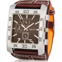 Water Resistant Quartz Movement Analog Watch with Faux Leather Strap (Brown)