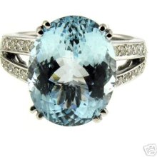 10.58 Ct White Gold Aquamarine & Diamond Ring 14 Kt