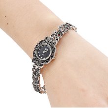 Black Women's Bracelet Style Alloy Analog Quartz Watch