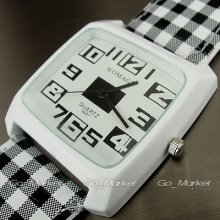 Fashion Cute Quartz Hours Dial Leather Girl White Black Young Wristwatch Wh061-b