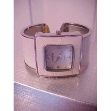 Ladies Geneva Fashion Cuff Watch/white Leather