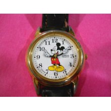 Lorus Mickey Mouse Watch / Battery/ White Glove