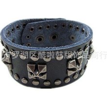 Men/Women clothing bag collocation rivet peg Genuine Leather Bracelet