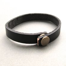 Mens womens unisex simple black leather wrap bracelet with snap closure - can be personalised