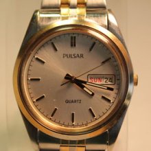 Pulsar Quart By Seiko