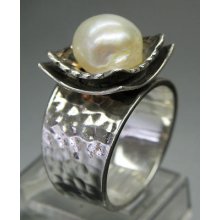 Silpada 925 Silver Genuine Pearl Concave Plates Lightly Hammered Finish Ring