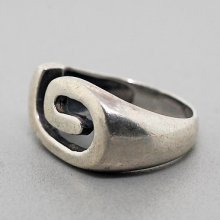 Spiral Design In .925 Sterling Silver Band Ring