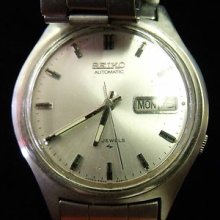 Estate Vintage Wrist Watch Working Seiko Automatic Self Winding Day Date Nice 8