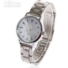 Exquisite Quartz Wrist Watch With Stainless Steel Watchband 015 (whi