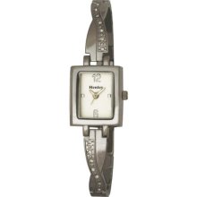 Henley Elegance Women's Fashion Quartz Watch With Mother Of Pearl Dial Analogue Display And Silver Stainless Steel Plated Bracelet H4010.1