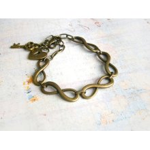 Infinity symbol bracelet Antique brass chain Bronze victorian key and heart lock Mother's Day Gift