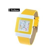 Lovely Woman's Quartz Watch Wristwatch Timepiece Synthetic Leather Strap Yellow