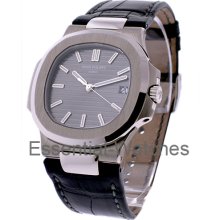 Patek Philippe Jumbo Nautlilus Men''''''''s Automatic in White Gold 5711G