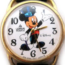 Vintage Lorus Disney Mickey Mouse Magician Wand Black Hat White Gloves Old Watch