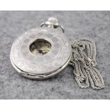 Vintage Silver Coloured Round Quartz Pocket Watch Necklace Chain Steampunk Gift