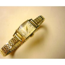 Wristwatch Wrist Watch 14K Solid Gold Vintage Beautiful HAMILTON