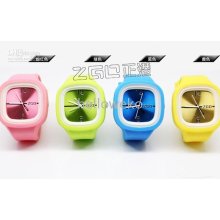 20pcs Christmas Wrist Analog Watch Anion Fashion Quartz Watches Cloc