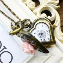 Antique Pink Flowers Heart Shaped Retro Pocket Watch Necklace Bronzed