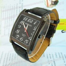 Black Case Leatherette Unisex Sports Quartz Wrist Watch Stylish Leisure M676b