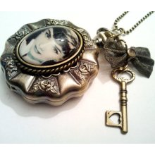 Bronze LARGE Audrey Hefborn bow key pendant charm clock watch Cool Emo Kawaii ball chain necklace Israel Hand made