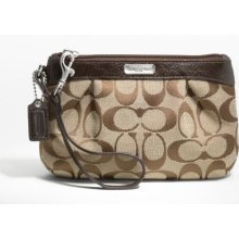 Coach Signature Pleated Medium Wristlet F47206 (sv/khaki/mahogany)