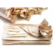 Creme KNOT Bridesmaids Clutches