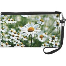 Field of Daisies Wristlet Clutch