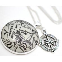 Lord of the Rings Map Necklace 'The Shire, Hobbiton and Bree' Silver