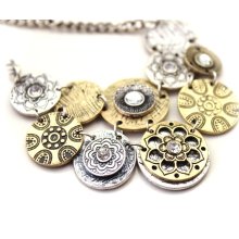 Metal statement necklace