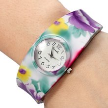 Multi-Colored Women's Violet Style Alloy Analog Quartz Bracelet Watch