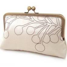 Pods clutch bag : Embroidered silk purse, wedding day / bridesmaid / birthday gift